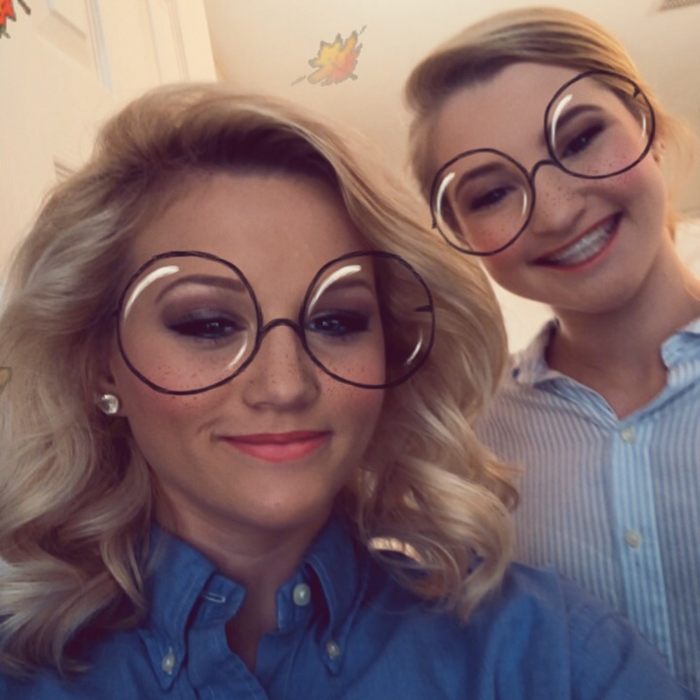 Meet your Posher, Emily